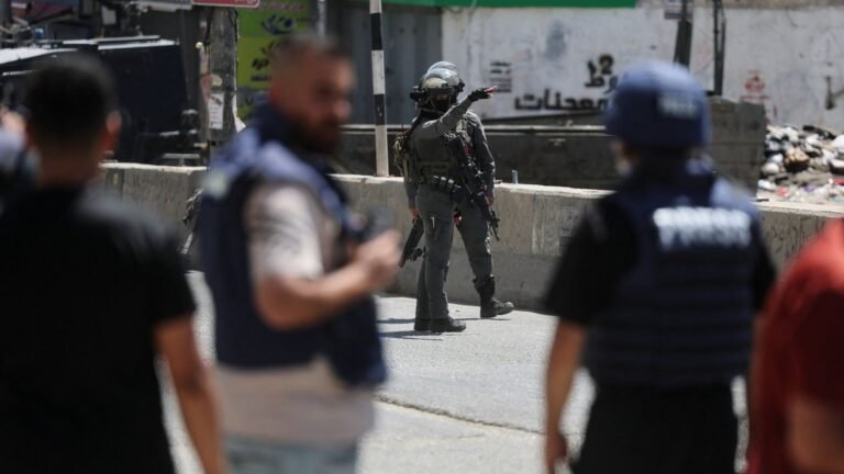 Israel seizes UN facility in East Jerusalem – and vows to close it down