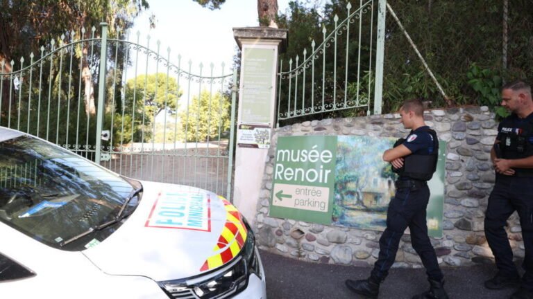 Thieves steal works of art worth 9 million euros from France's Renoir museum