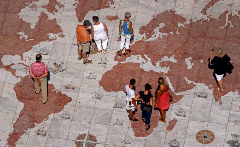UN adopts major map reform to show true scale of continents