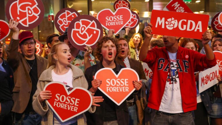 A 'complicated autumn' awaits Sweden after knife-edge vote