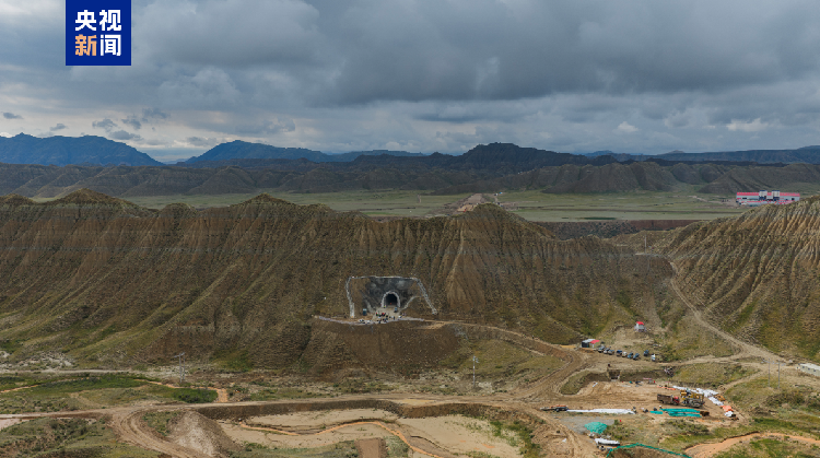 China-Kyrgyzstan-Uzbekistan railway achieves breakthrough