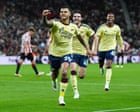 Guimarães and Saka fire Arsenal to win at Sunderland after Raya spot-kick save