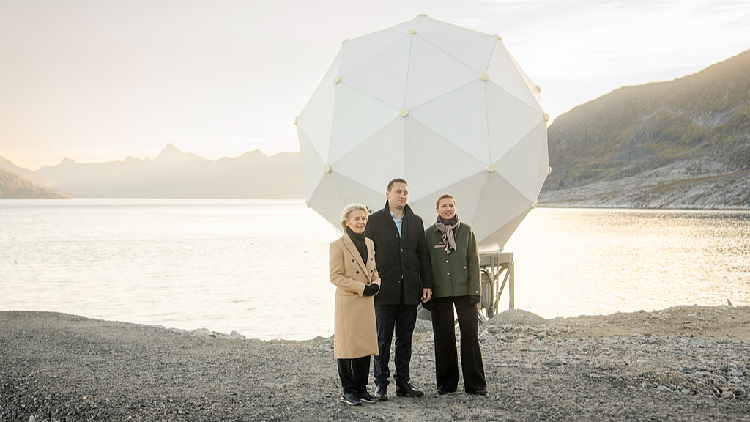 Von der Leyen announces 200-million-euro Greenland package