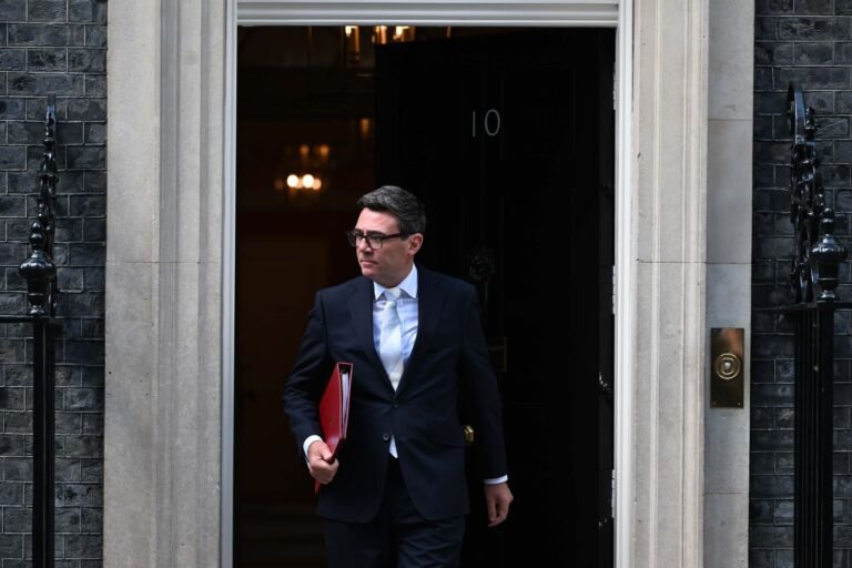 TRT World – Burnham vows UK will stand by Ukraine 'whatever threats' it faces
