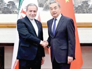 China's foreign minister urges reopening of Strait of Hormuz in meeting with Iranian counterpart