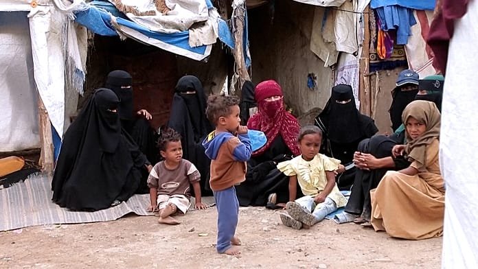 Surge in Yemen violence ends ceasefire and drives mass displacement