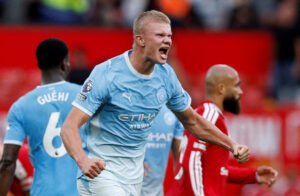 United furious as 10-man City steals victory