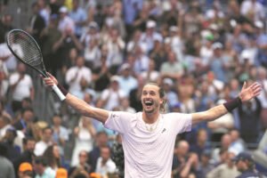 Zverev serves up a master class to deny Shelton