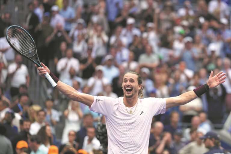 Zverev serves up a master class to deny Shelton