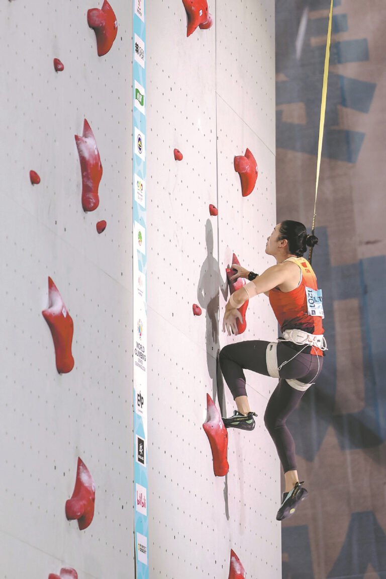 With the Asian Games looming, China's climbers are peaking at the right time