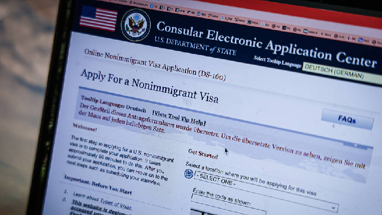 US judge blocks new stay limits for foreign students, journalists