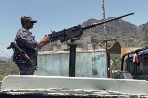 TRT World – Yemen vows nationwide return of state authority as army advances in Taiz