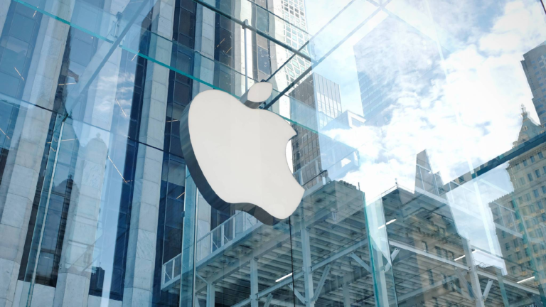 Apple faces 2-bln-pound lawsuit in Britain over App tracking rules