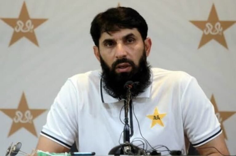 Misbah resigns from selection committee