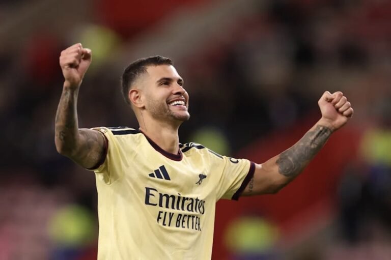 Arsenal extend perfect Premier League start