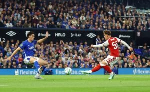 Arsenal cruise past Ipswich
