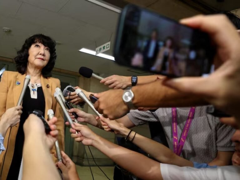 Japan, US agree to continue coordination on yen, Katayama says
