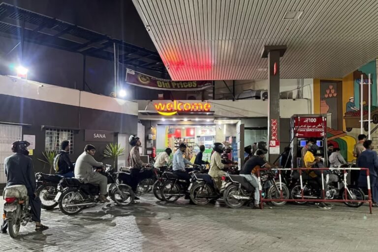 Govt increases petrol price by Rs3.40, HSD by Rs6.72 per litre for Sept 10