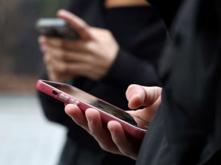 Teen reading slumps to worst this century due to surge in screen time